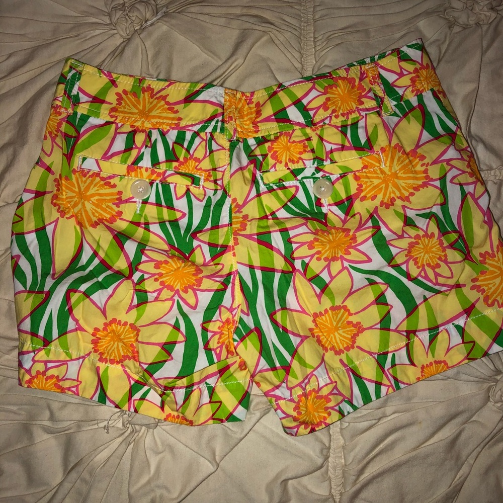 Lilly Pulitzer Shorts - Picture 2 of 2